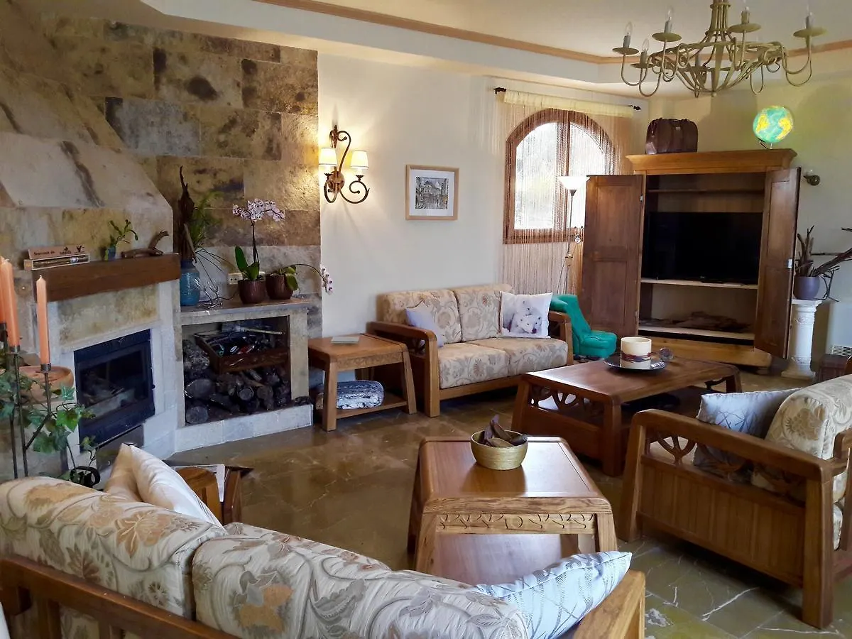 Finca Can Canti Bed & Breakfast Artá