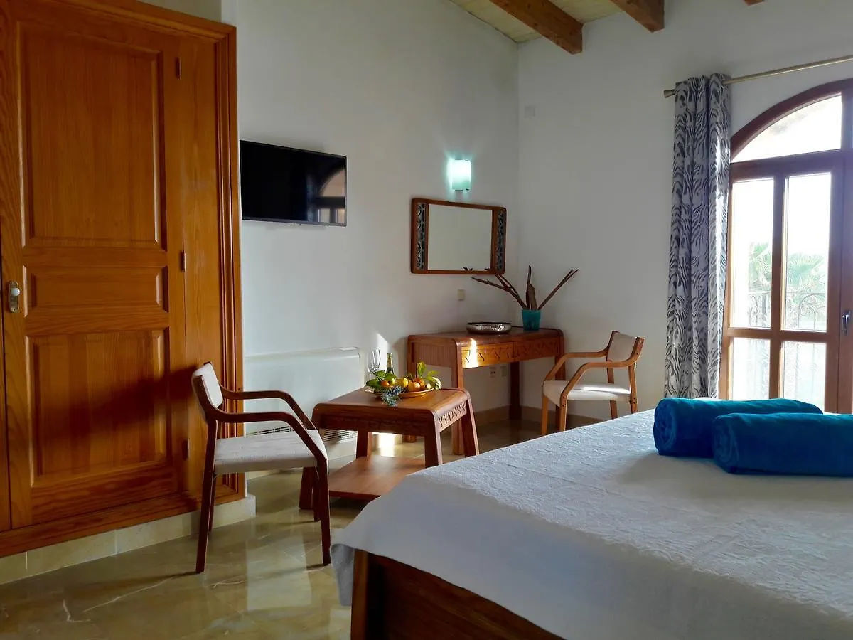 Finca Can Canti Bed and Breakfast Artà 0*,  España
