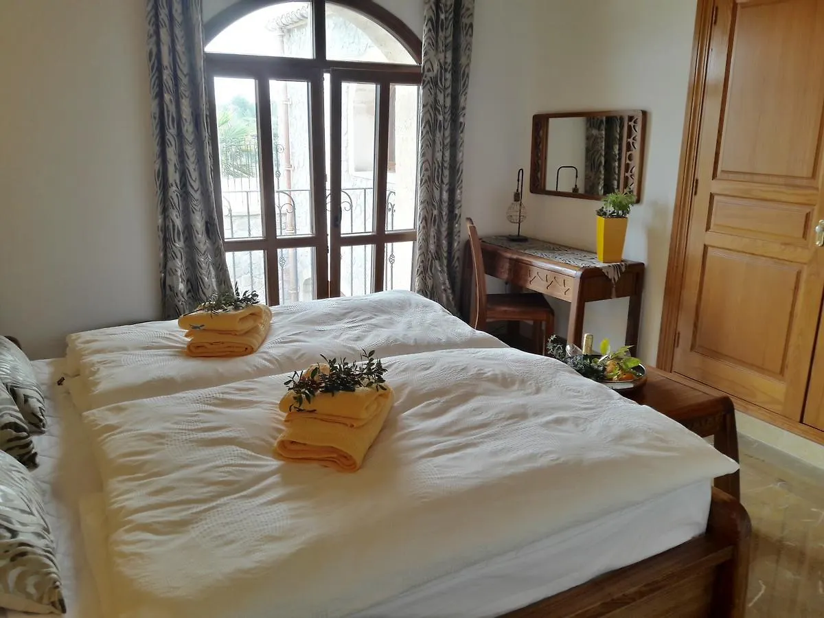 Finca Can Canti Bed and Breakfast Artà España